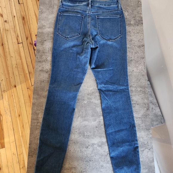 Athleta Sculptek Ultra skinny Jean in True Blue - Picture 6 of 9